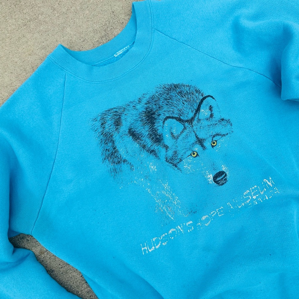 Vintage Animal Sweatshirt Small 90s Wolf Graphic Crew